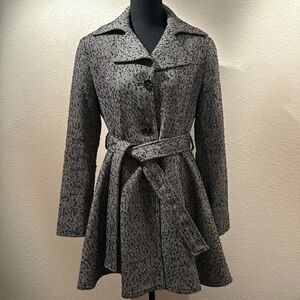 Women’s Herringbone Pea Coat